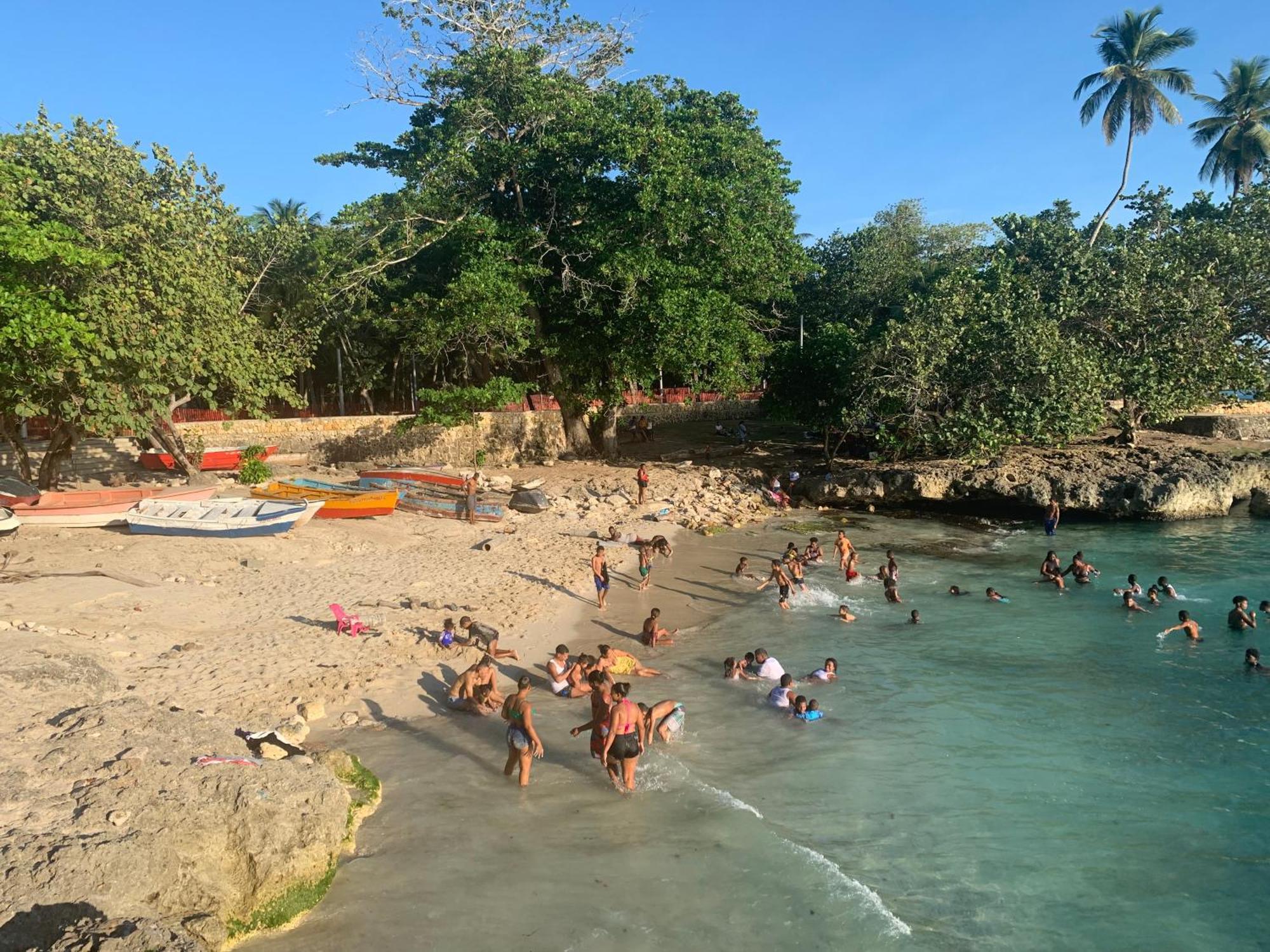 Apartamento Amueblado Caribe, Santo Domingo A 10 Minutos Del Aeropuerto Internacional De Las Americas Eksteriør billede